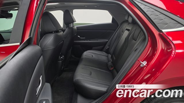 Hyundai AVANTE 2024 — photo 16