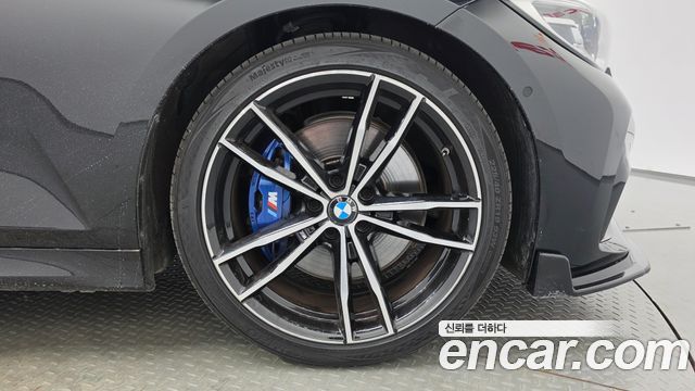 BMW 3-Series 2022 — photo 7