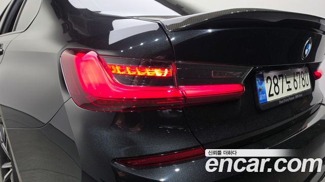 BMW 3-Series 2022 — photo 9