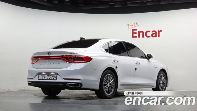 Hyundai Grandeur 2019 — photo 2