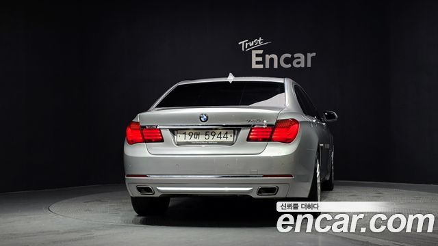 BMW 7-Series 2013 — photo 4
