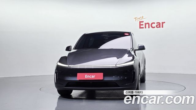 Tesla Model Y 2025 — photo 3