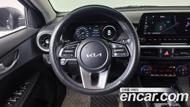 Kia K3 2022 — photo 20