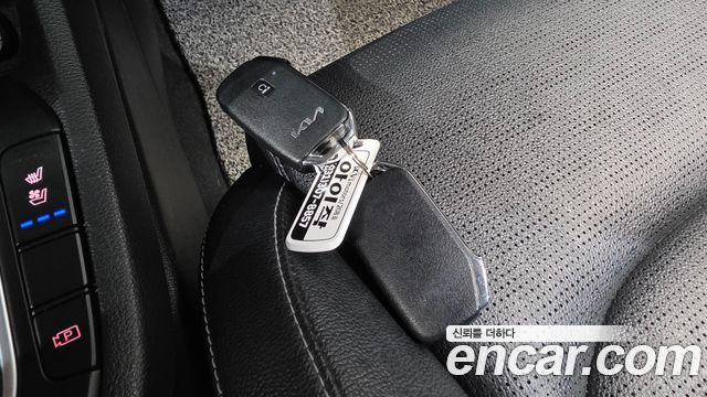 Kia K3 2022 — photo 22
