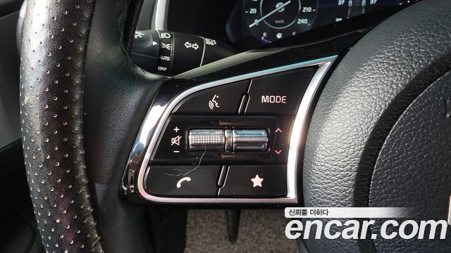 Kia K3 2022 — photo 23