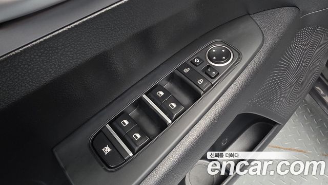 Kia K3 2022 — photo 35