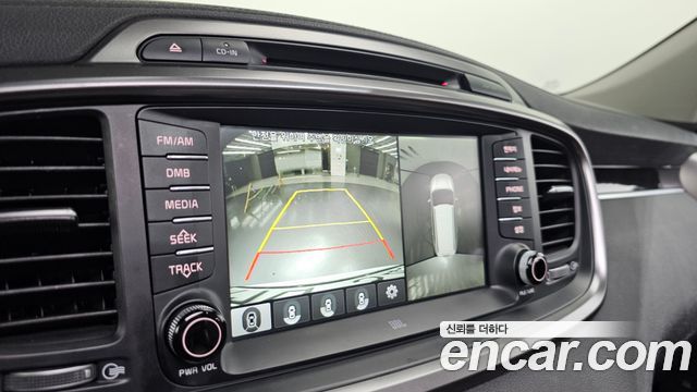 Kia Sorento 2017 — photo 15