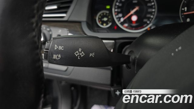 BMW 7-Series 2014 — photo 30