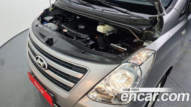 Hyundai Starex 2017 — photo 6