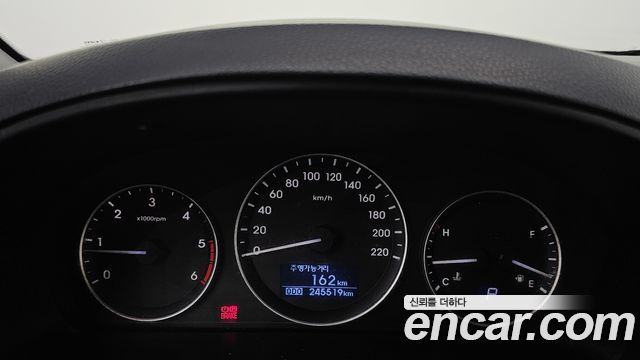 Hyundai Starex 2017 — photo 8