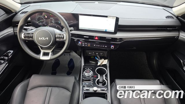 Kia K5 2024 — photo 10