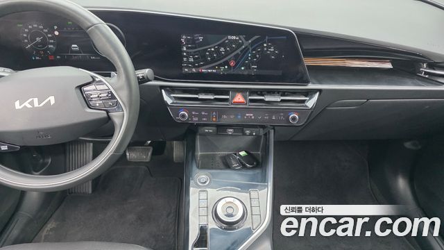 Kia Niro 2023 — photo 14