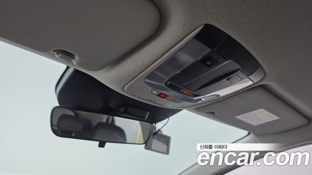 Kia Niro 2023 — photo 17