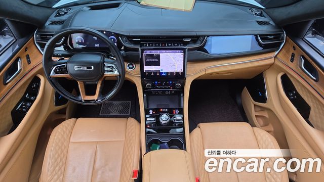 Jeep Cherokee 2023 — photo 7