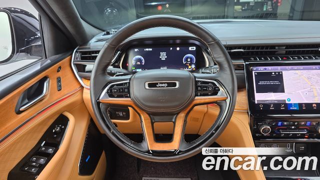 Jeep Cherokee 2023 — photo 13