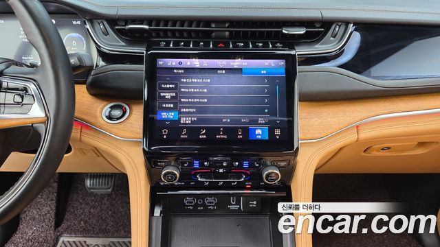 Jeep Cherokee 2023 — photo 14