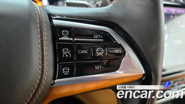 Jeep Cherokee 2023 — photo 18