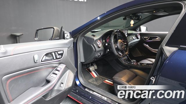 Mercedes-Benz CLA-Class 2018 — photo 13