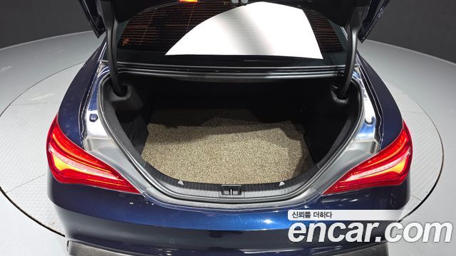 Mercedes-Benz CLA-Class 2018 — photo 26
