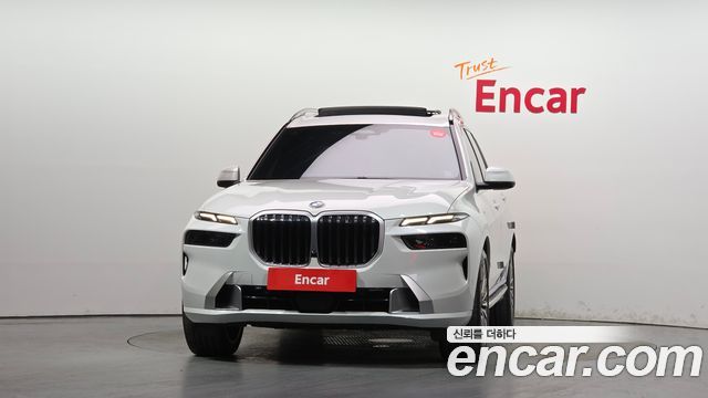 BMW X7 2023 — photo 3