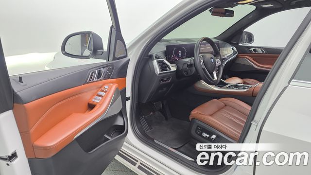BMW X7 2023 — photo 13