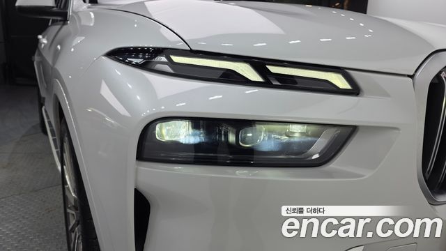 BMW X7 2023 — photo 8
