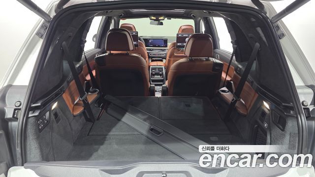 BMW X7 2023 — photo 27