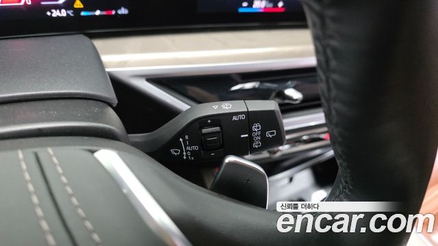 BMW X7 2023 — photo 29