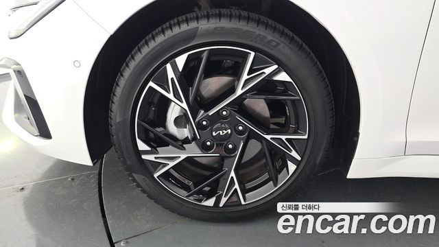 Kia K5 2025 — photo 5
