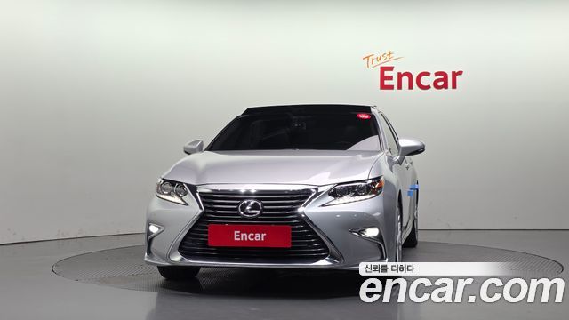 Lexus ES 2016 — photo 3