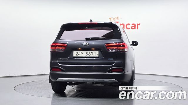 Kia Sorento 2015 — photo 4