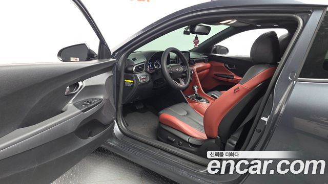 Hyundai Veloster 2018 — photo 10
