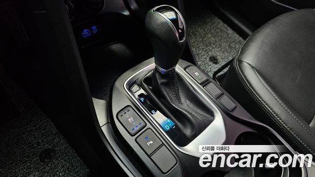 Hyundai Santafe 2018 — photo 9