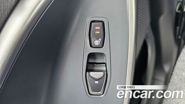 Hyundai Santafe 2018 — photo 18
