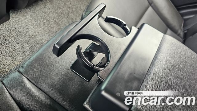 Hyundai Santafe 2018 — photo 19