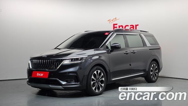 Kia Canival 2021 — photo 1