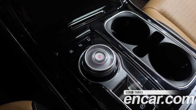 Kia Canival 2021 — photo 9