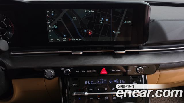 Kia Canival 2021 — photo 12