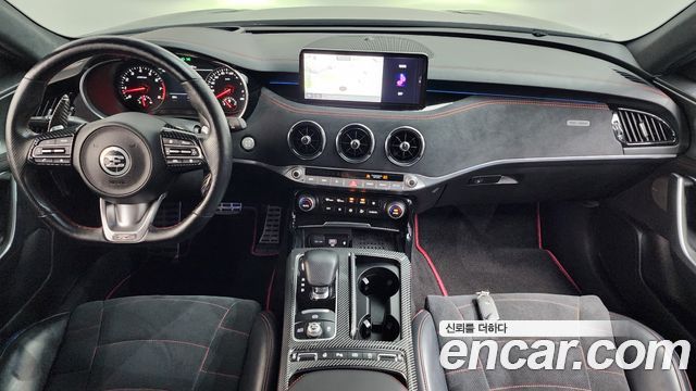 Kia Stinger 2021 — photo 10