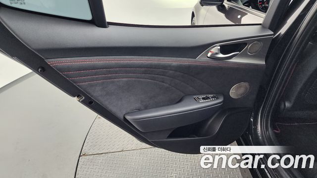 Kia Stinger 2021 — photo 15