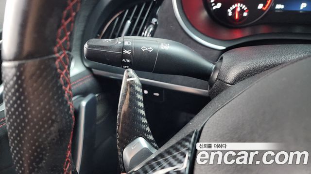 Kia Stinger 2021 — photo 29
