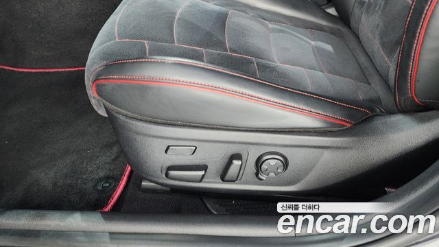 Kia Stinger 2021 — photo 32