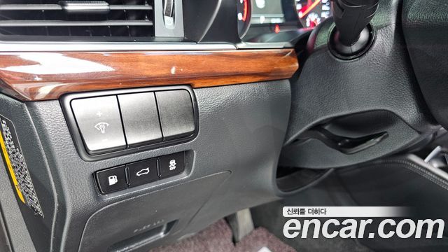Kia K7 2017 — photo 20