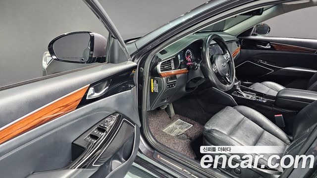 Kia K7 2017 — photo 16