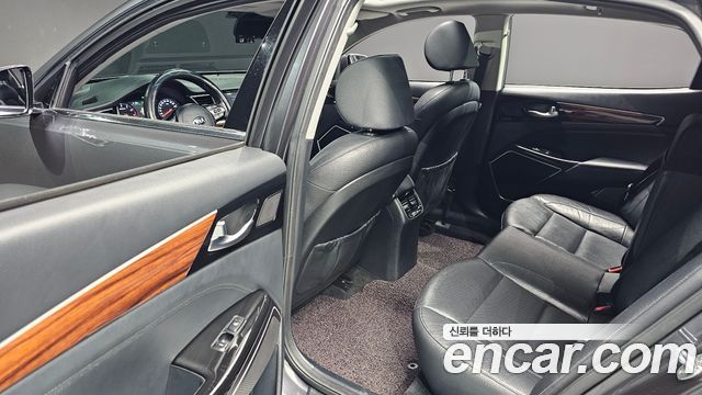 Kia K7 2017 — photo 30