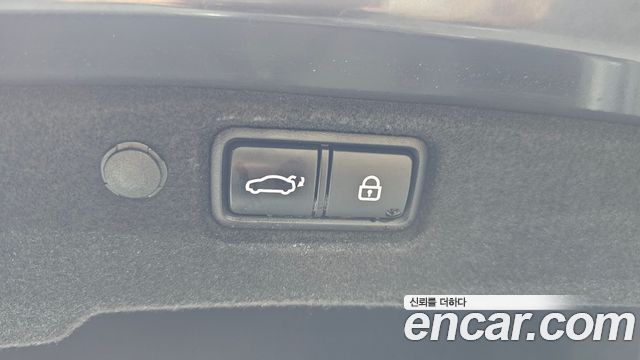 Kia K7 2017 — photo 34