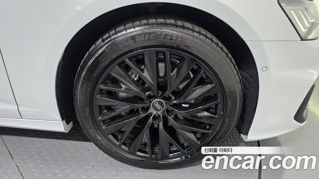 Audi A6 2025 — photo 5