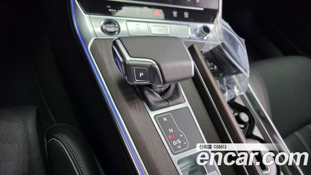Audi A6 2025 — photo 12