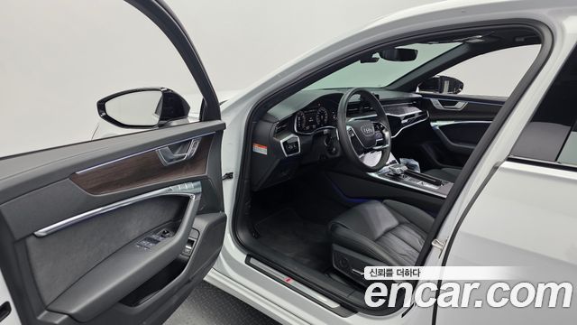 Audi A6 2025 — photo 13