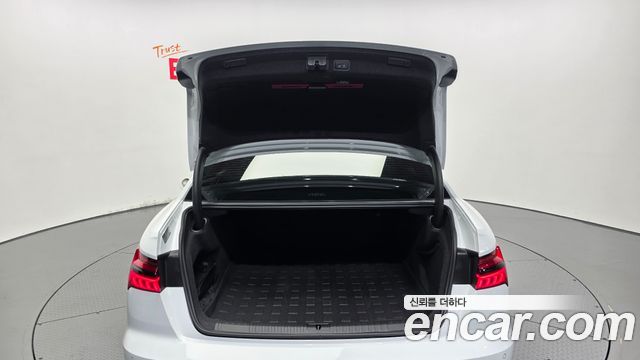 Audi A6 2025 — photo 26